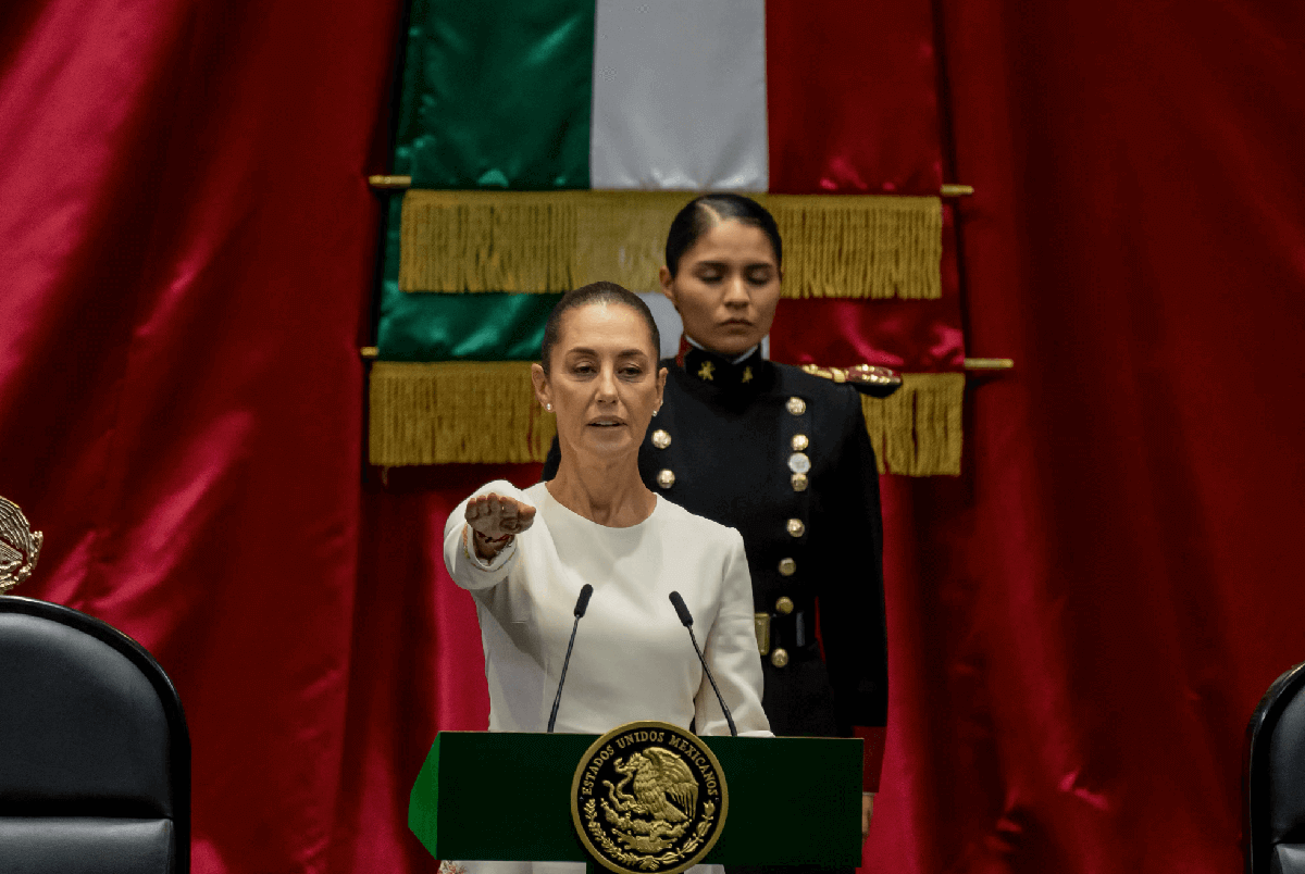 Claudia Sheinbaum rinde protesta como la primera presidenta constitucional de México